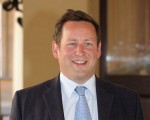 No date set for digital radio in U.K.