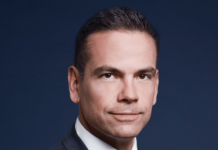 FOX Stock Slips As Ad Dollar Growth Sees Sequential Slowdown