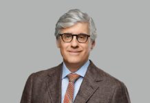 CBS, ‘Daily Show’ Storyteller Mo Rocca Earns LABF Insight Award Mo Rocca