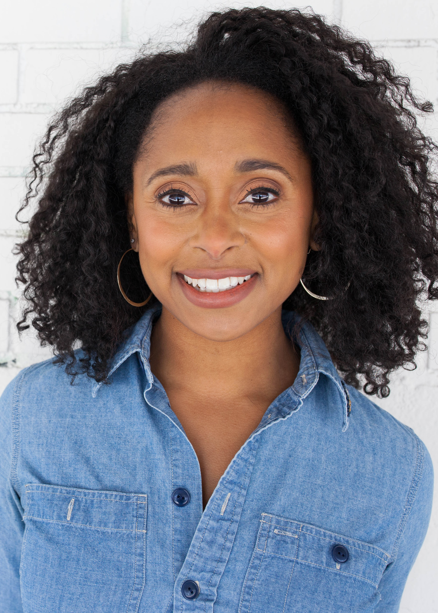 Dr. Rae Wynn-Grant