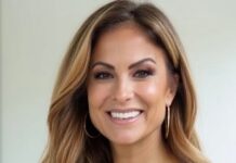 Ex-WJBK News Anchor Files Sex Discrimination, Retailation Lawsuit