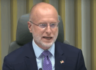 FCC Erases Annual Employment Report From Radio/TV Needs Image